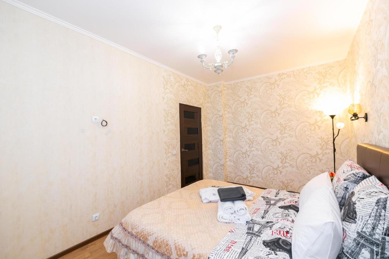 В Promenade Expo Квартира С Романтическим Видом Astana Ngoại thất bức ảnh