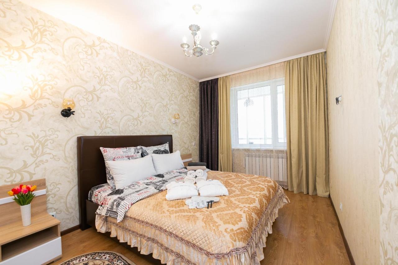 В Promenade Expo Квартира С Романтическим Видом Astana Ngoại thất bức ảnh